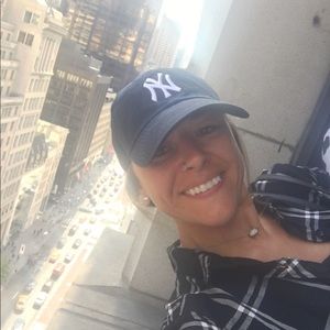 Meet your Posher, Amanda